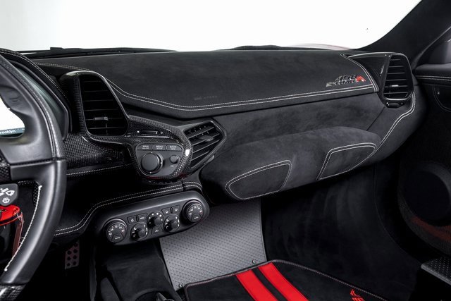 Certified 2015 Ferrari 458 Speciale A image 34