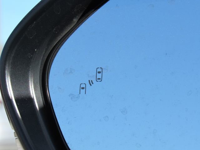 Used 2019 Toyota Avalon XLE image 31