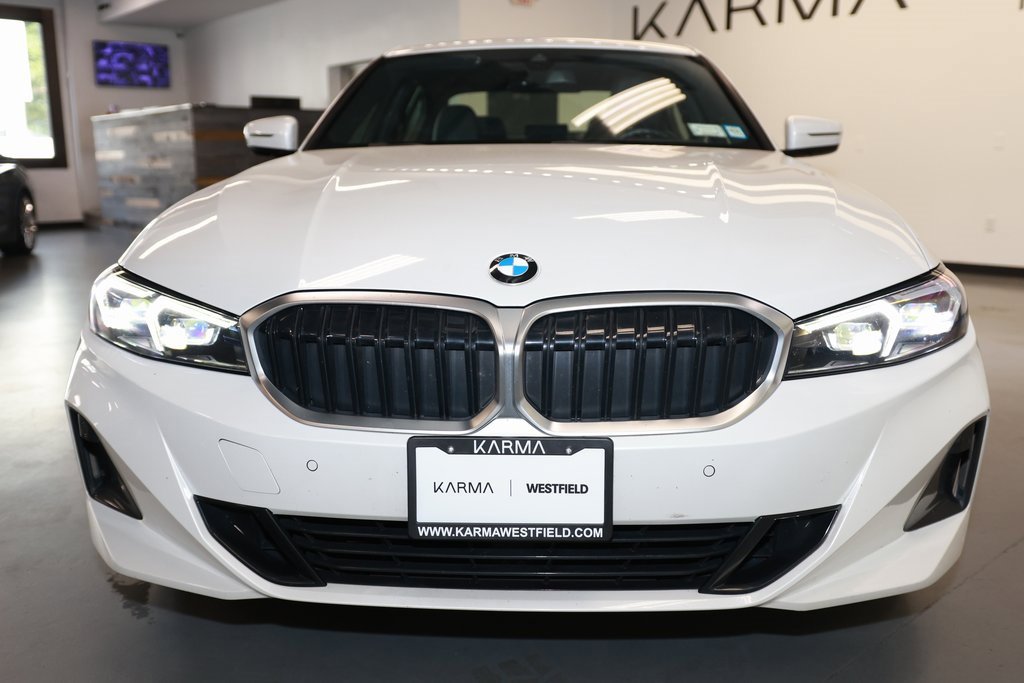 Used 2024 BMW 330i xDrive Sedan w/ Convenience Package image 2