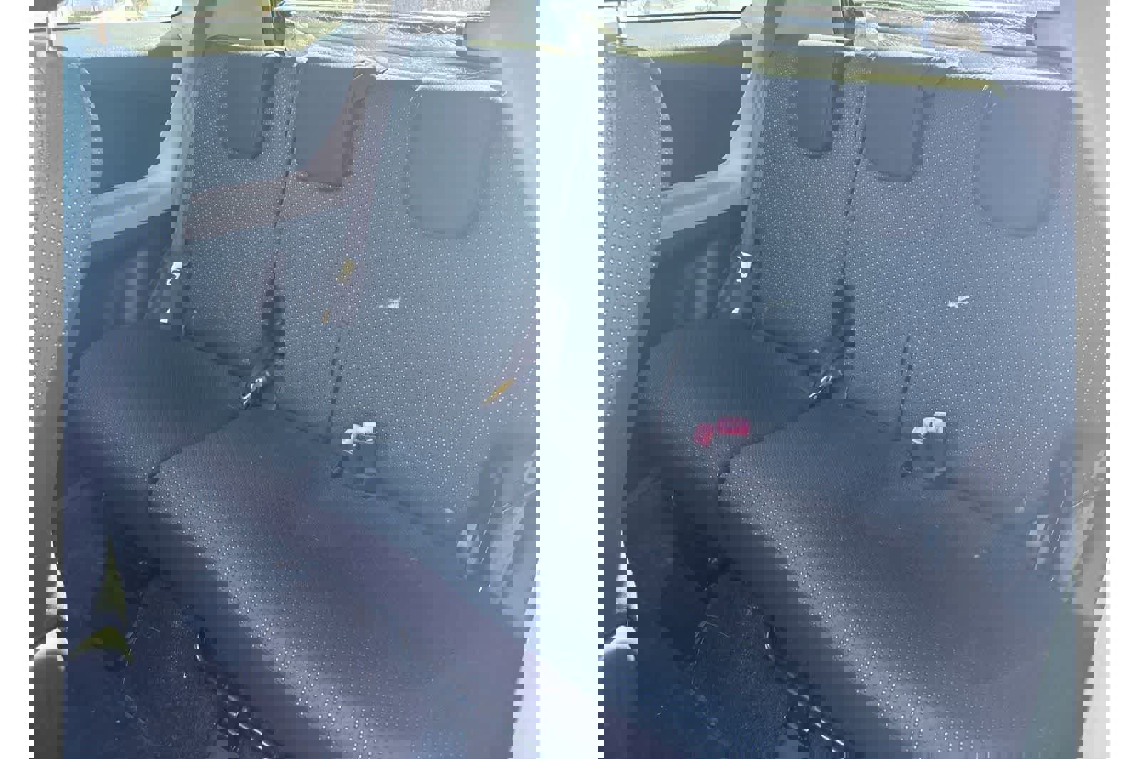 Used 2007 Toyota Yaris 2-Door Hatchback image 5