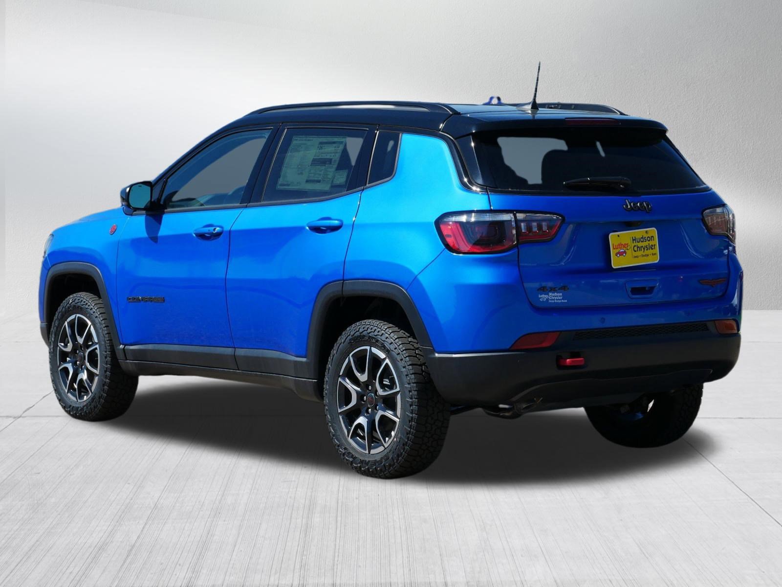 New 2026 Jeep Compass Trailhawk AWD/4WD image 3