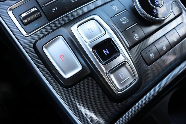 Used 2023 Hyundai Santa Fe Limited image 21