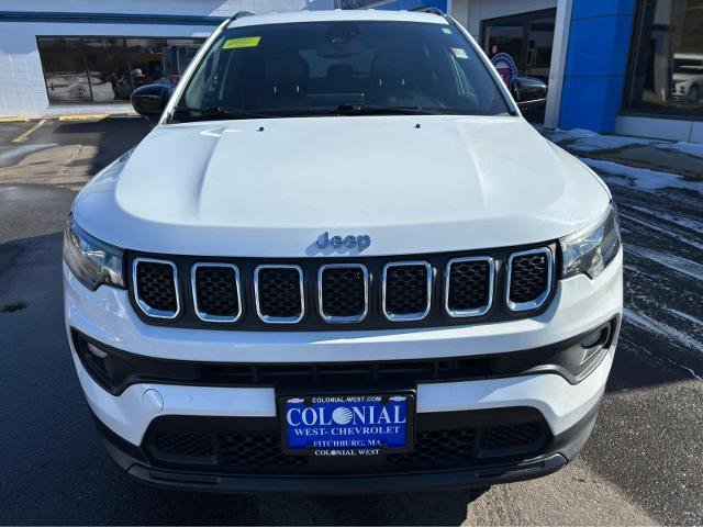 Used 2024 Jeep Compass Latitude AWD/4WD image 16