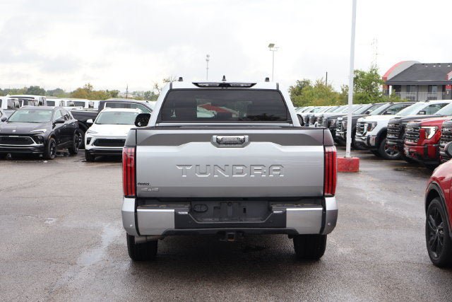 Used 2025 Toyota Tundra Limited AWD/4WD image 5