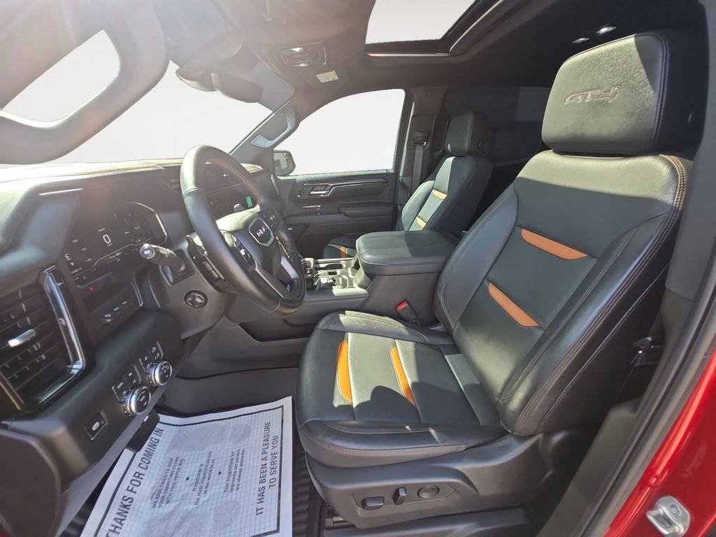 Certified 2025 GMC Sierra 1500 AT4 w/ Technology Package AWD/4WD image 9