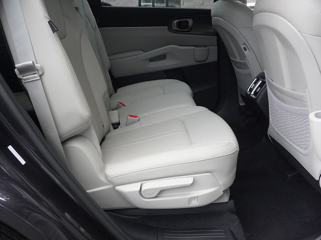 Used 2026 Kia Sorento S AWD/4WD image 34