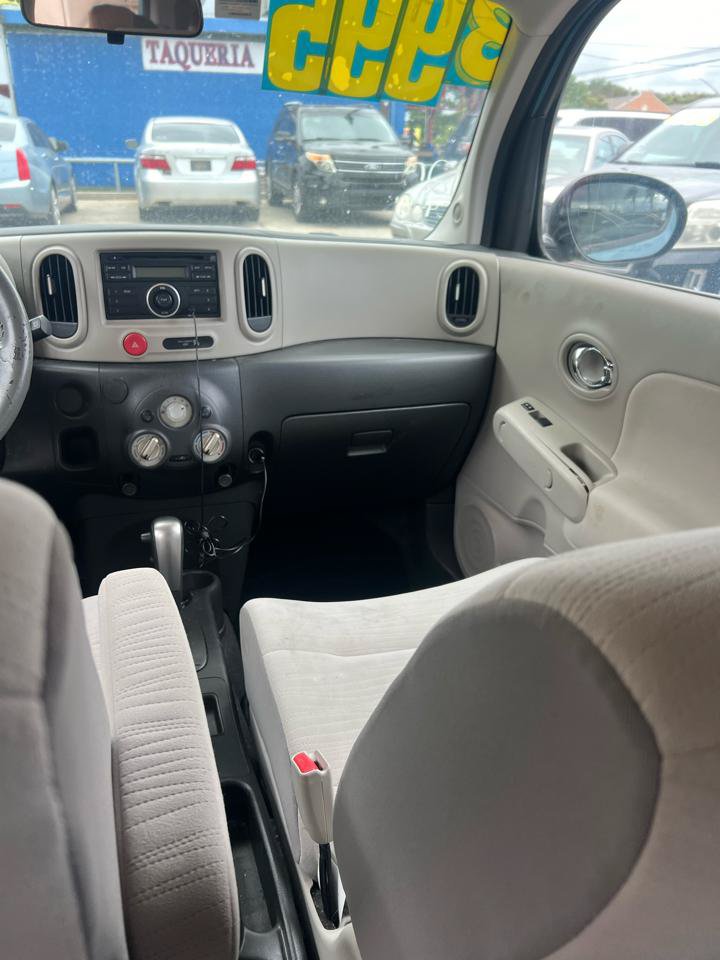 Used 2009 Nissan Cube 1.8 S w/ Interior Designer Pkg FWD image 7