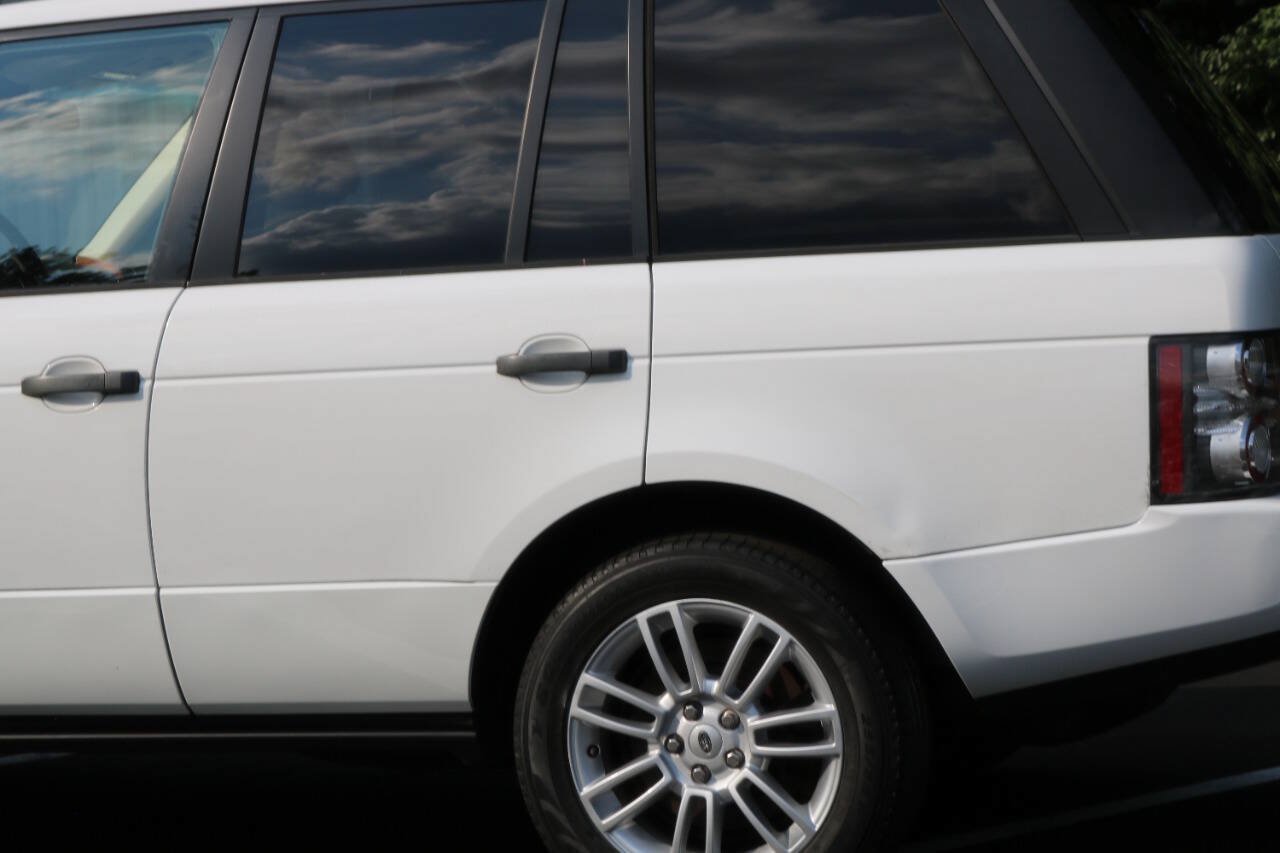 Used 2011 Land Rover Range Rover HSE AWD/4WD image 22