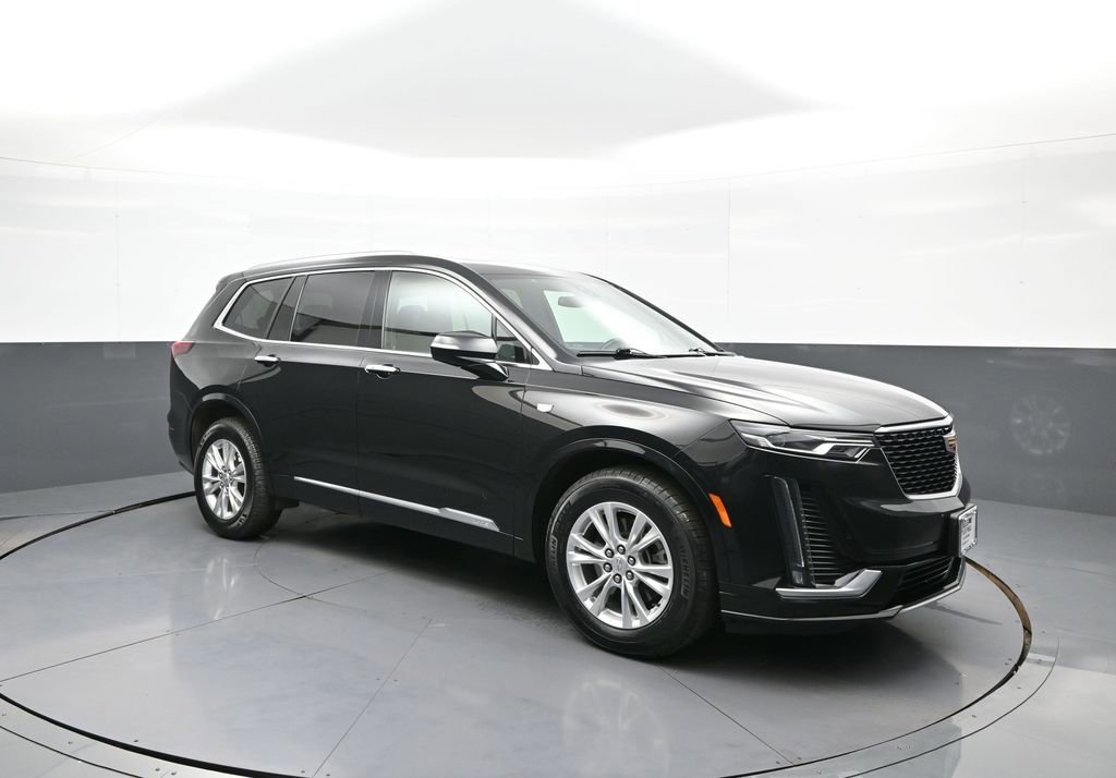 Used 2023 Cadillac XT6 Luxury image 4