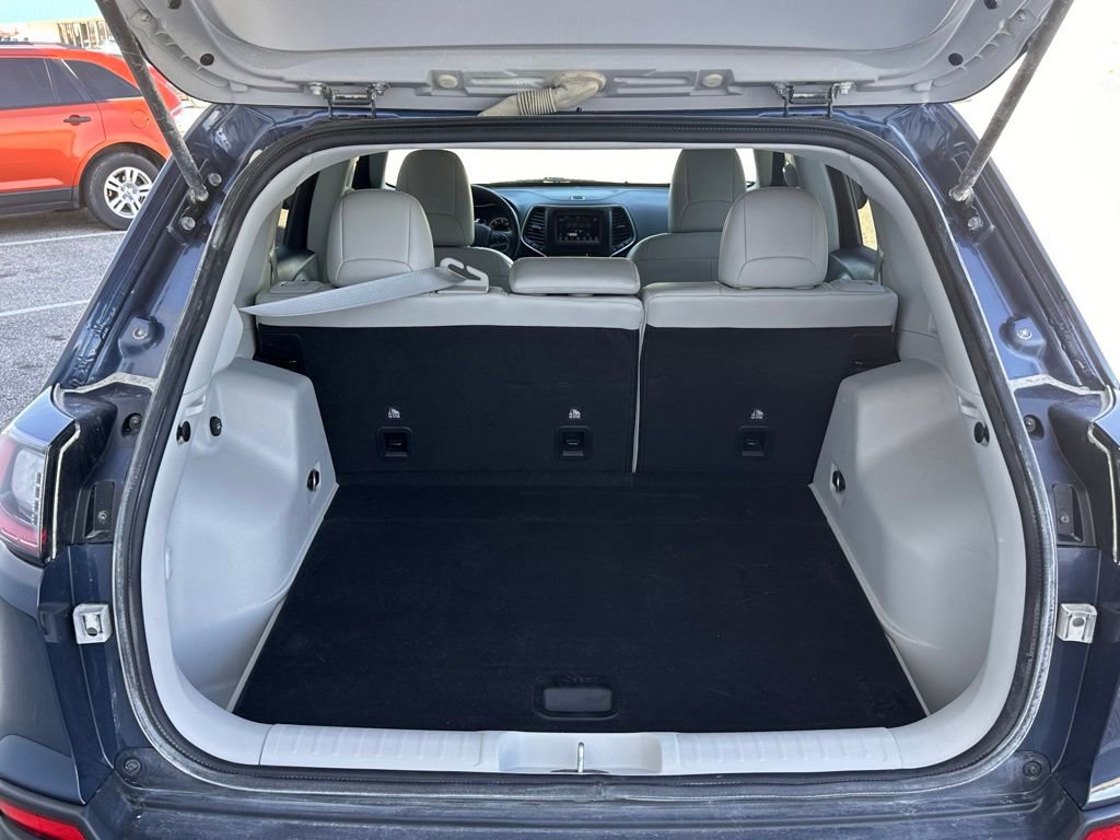 Used 2021 Jeep Cherokee Latitude Plus image 16