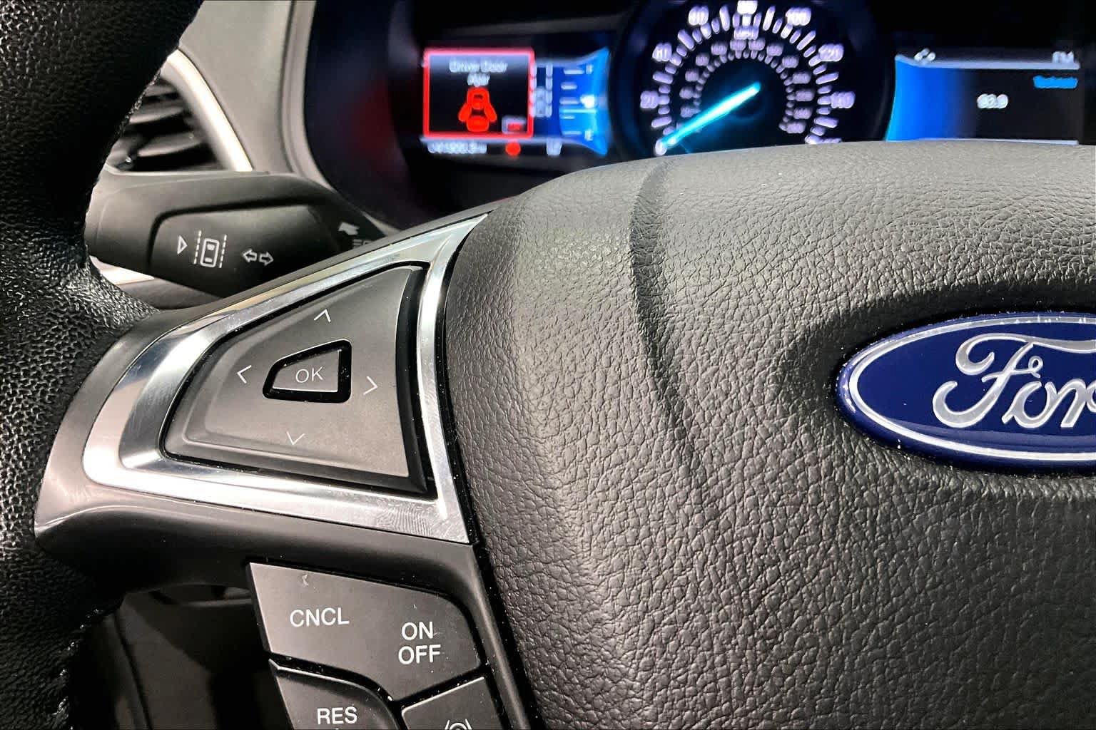 Used 2022 Ford Edge SEL w/ Convenience Package AWD/4WD image 23