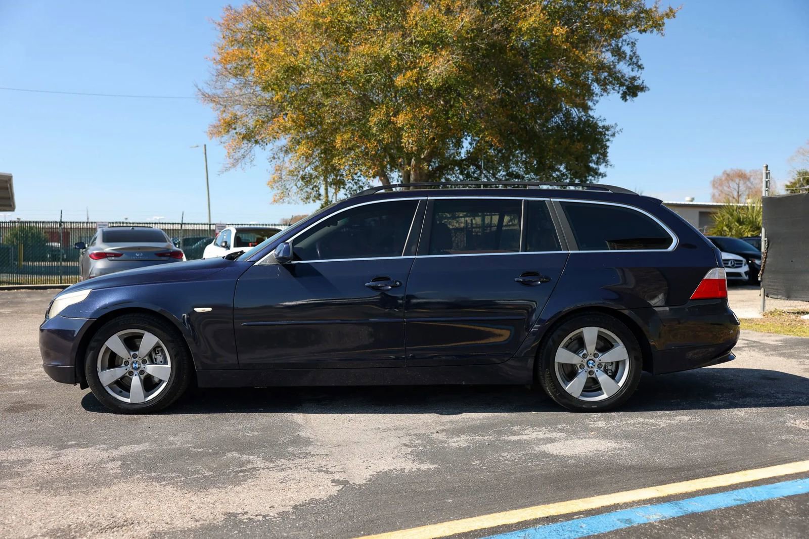 Used 2006 BMW 530xi Wagon image 3