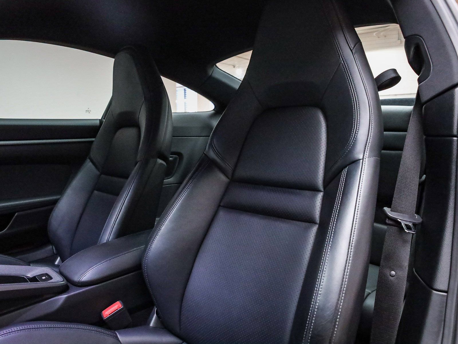 Certified 2020 Porsche 911 Carrera S RWD image 5