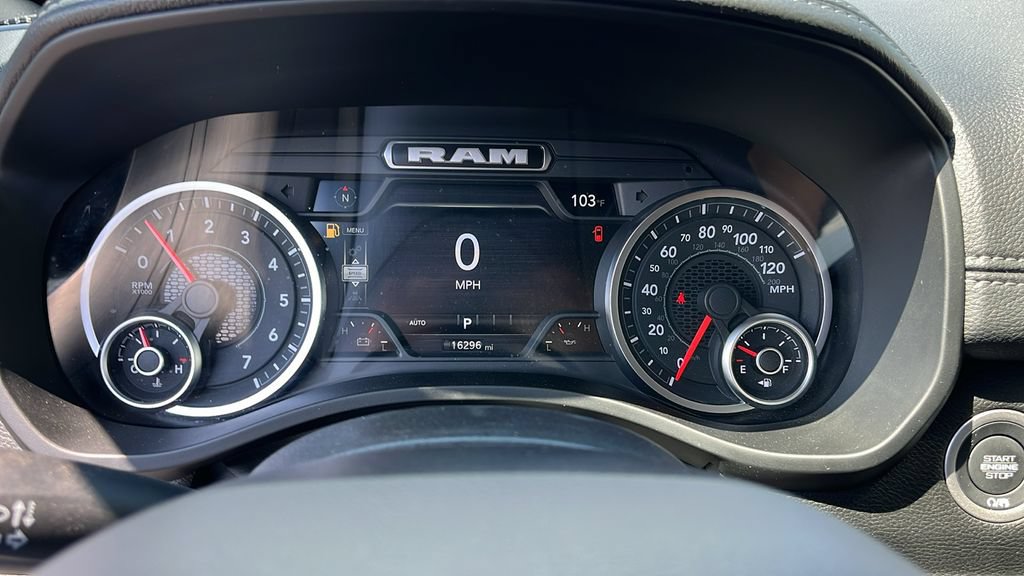 Used 2025 RAM 1500 Laramie w/ Sport Appearance Package AWD/4WD image 13