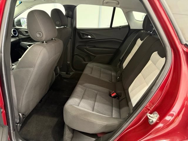 Used 2025 Chevrolet Trax LS w/ Driver Confidence Package FWD image 15