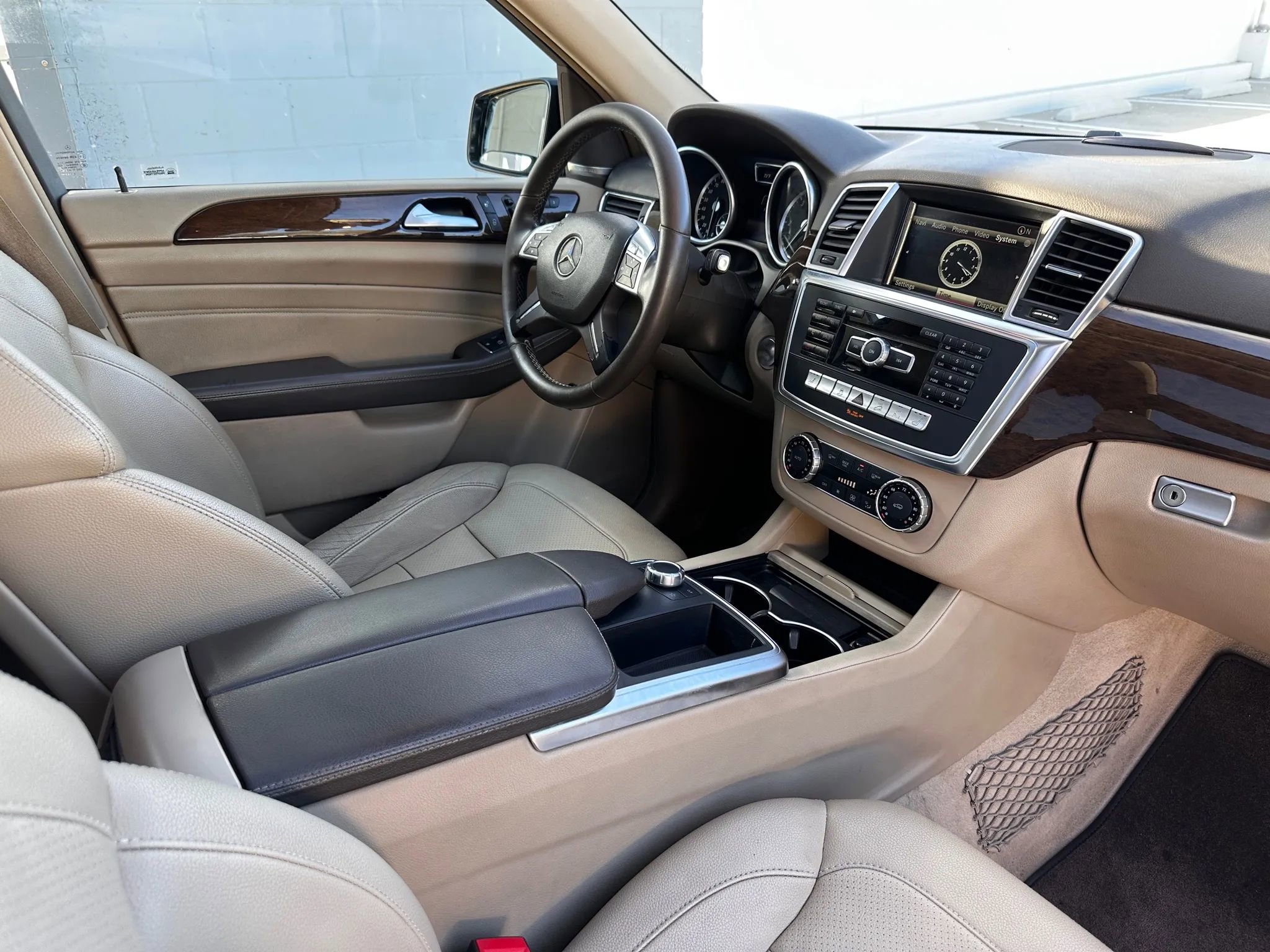 Used 2014 Mercedes-Benz ML 350 BlueTEC 4MATIC image 13