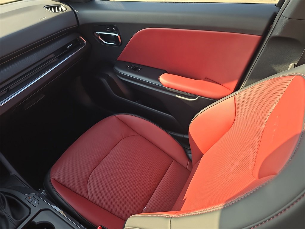 New 2025 Kia K4 GT-Line Turbo image 17