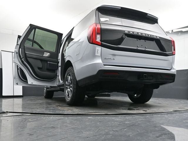 New 2026 Ford Expedition Active AWD/4WD image 38