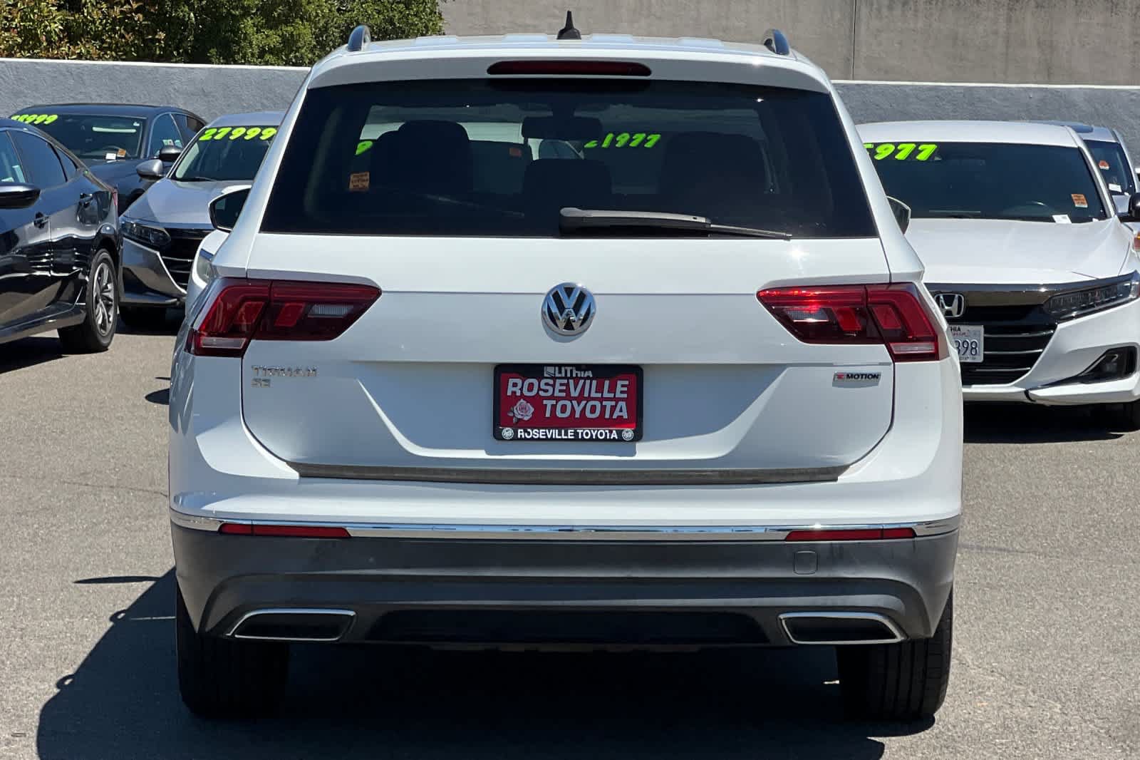 Used 2020 Volkswagen Tiguan SE AWD/4WD image 8