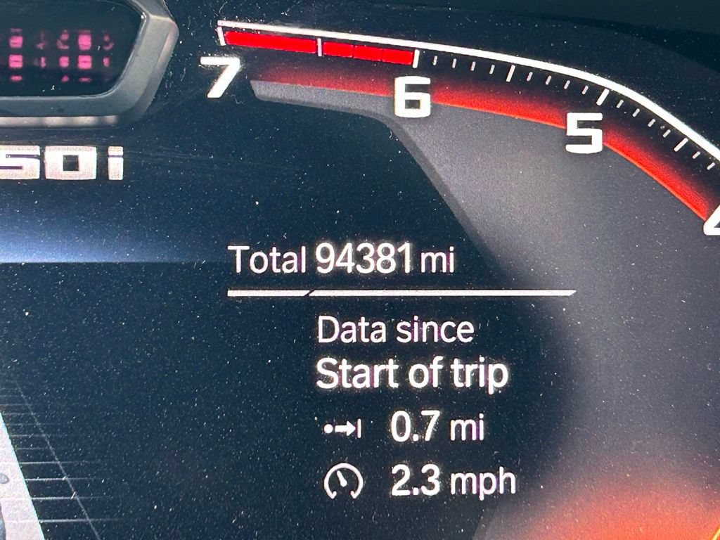 Used 2021 BMW X7 M50i AWD/4WD image 25