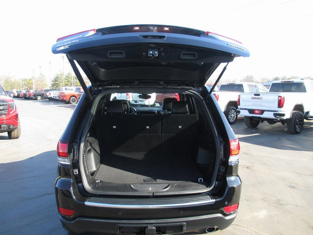 Used 2022 Jeep Grand Cherokee Limited w/ Trailer Tow Group IV image 8