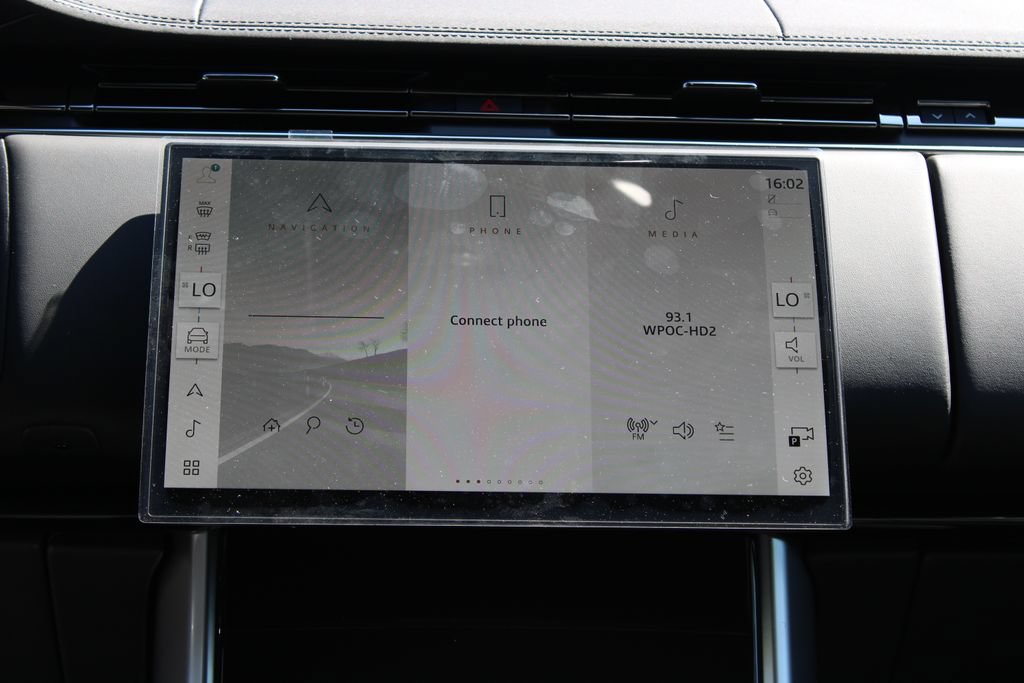 New 2026 Land Rover Range Rover SE AWD/4WD image 12