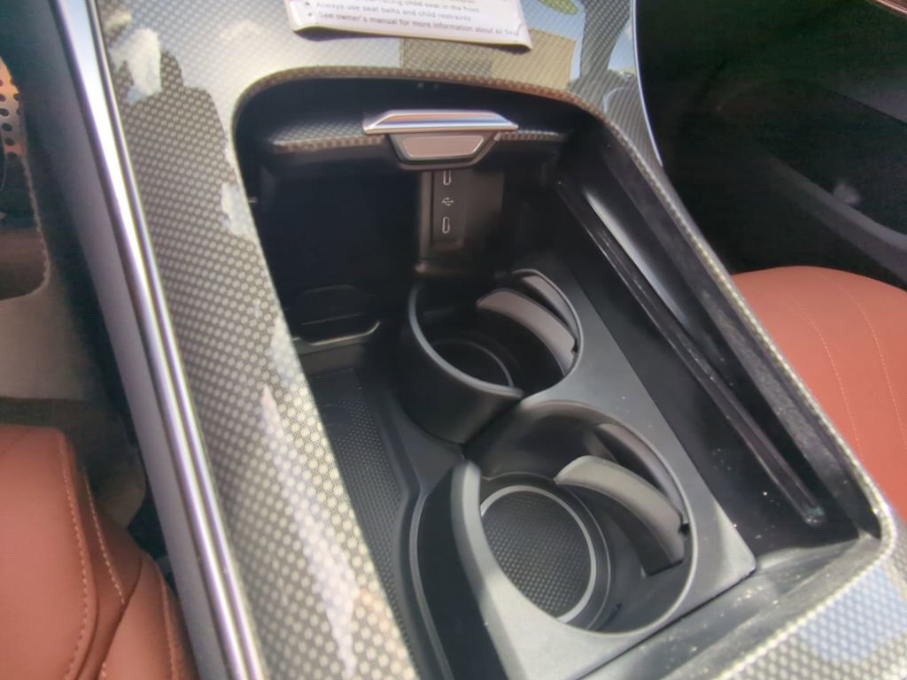 New 2025 Mercedes-Benz GLC 63 AMG S image 9