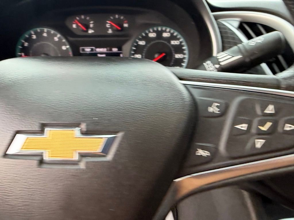 Used 2024 Chevrolet Malibu LT image 3