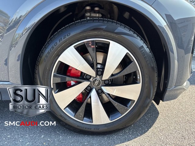 New 2025 Audi SQ6 e-tron Prestige image 2