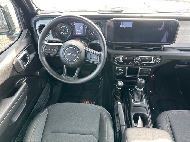 Used 2024 Jeep Wrangler Sport image 17