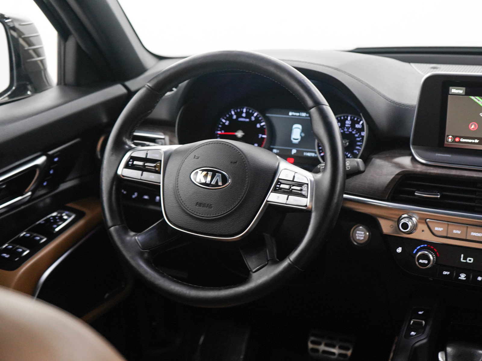 Used 2020 Kia Telluride SX w/ Towing Package AWD/4WD image 15