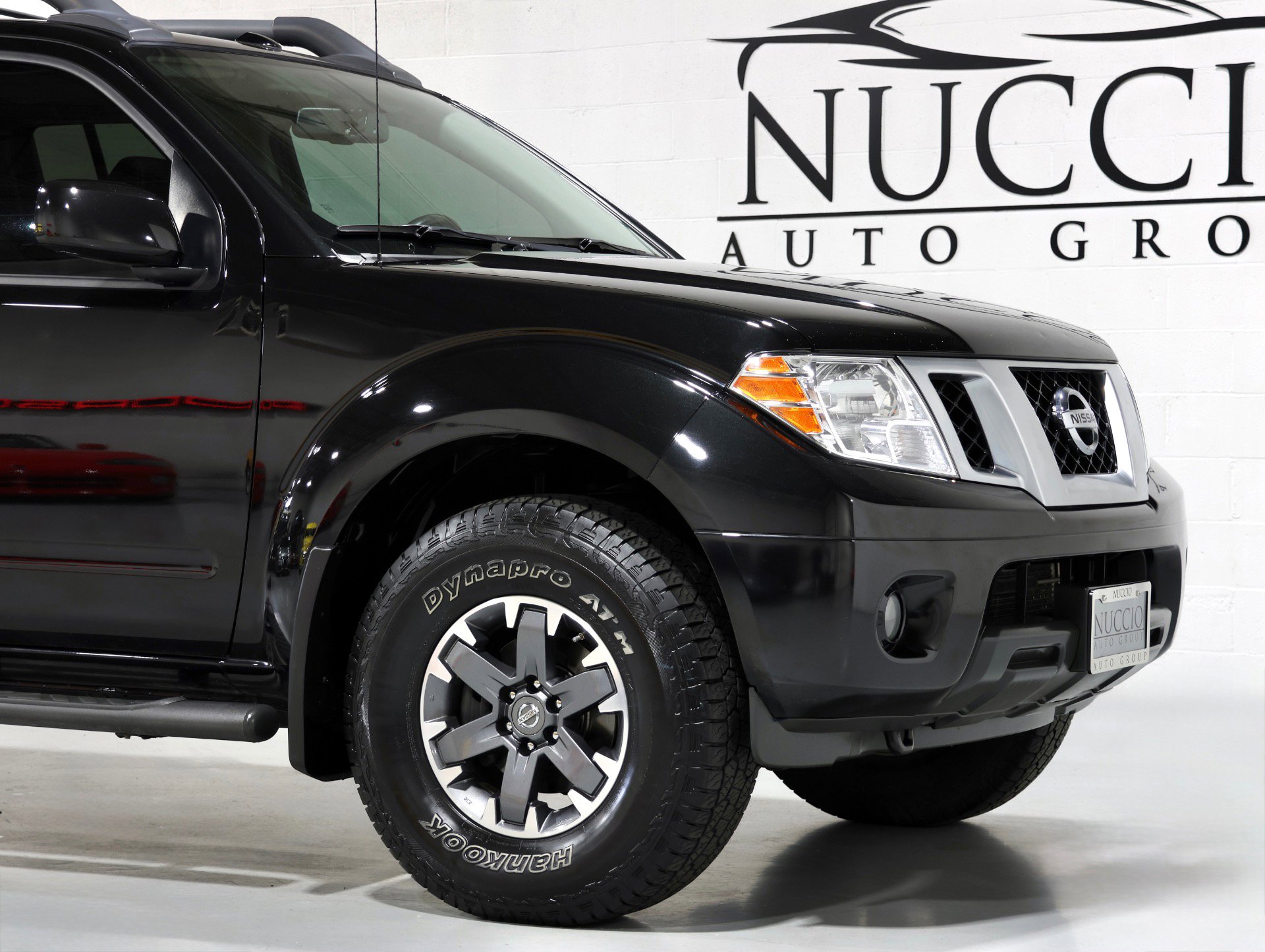 Used 2017 Nissan Frontier PRO-4X w/ Pro-4x Luxury Package AWD/4WD image 44