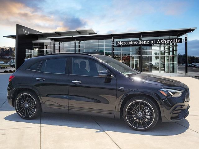 New 2025 Mercedes-Benz GLA 35 AMG 4MATIC image 1