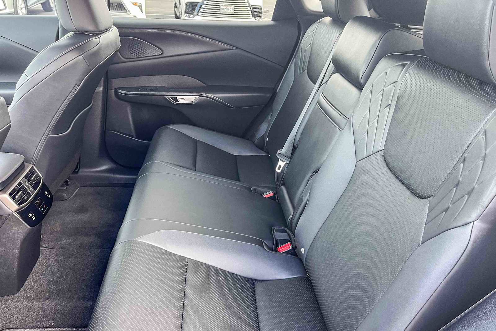 Certified 2025 Lexus RX 350 FWD w/ Technology Package image 18