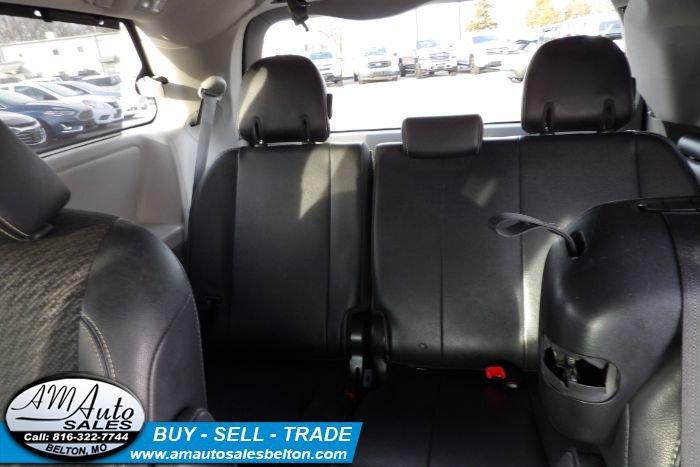 Used 2012 Toyota Sienna SE FWD image 15
