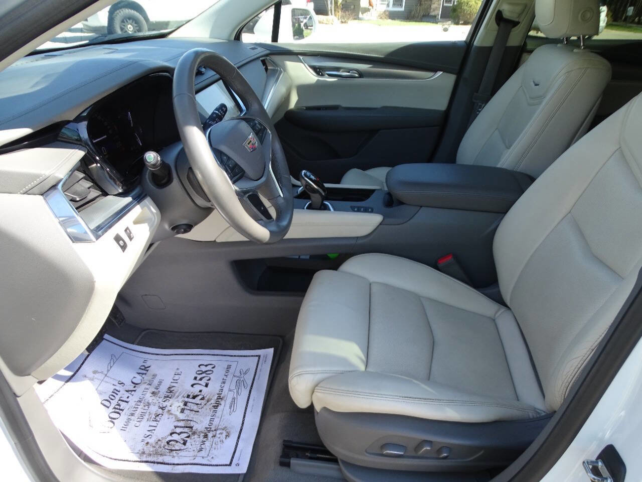 Used 2017 Cadillac XT5 Luxury image 14