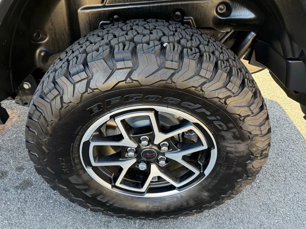 Certified 2024 Jeep Wrangler Unlimited Rubicon w/ Technology Group image 11
