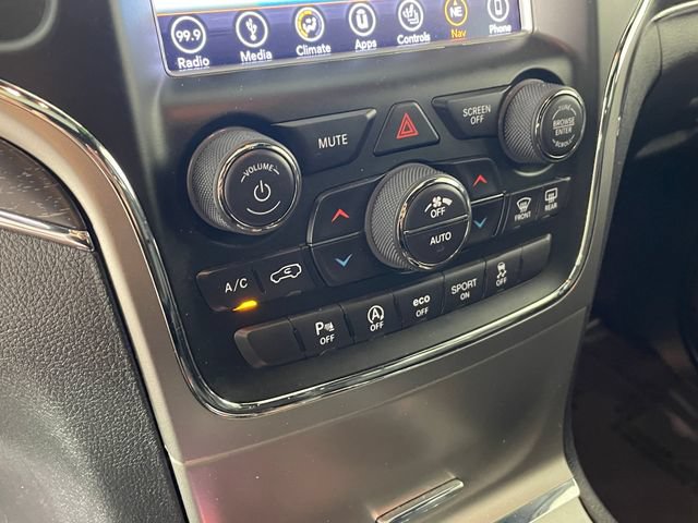 Used 2018 Jeep Grand Cherokee Limited AWD/4WD image 10