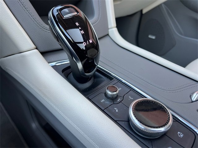 Certified 2022 Cadillac XT5 Premium Luxury image 32