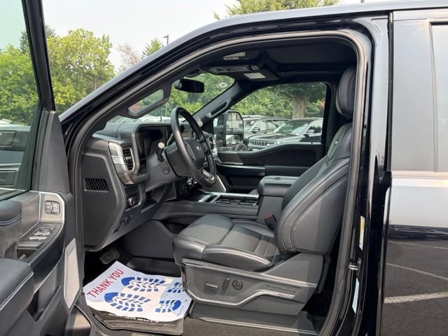 Used 2025 Ford F350 Platinum w/ FX4 Off-Road Package AWD/4WD image 16
