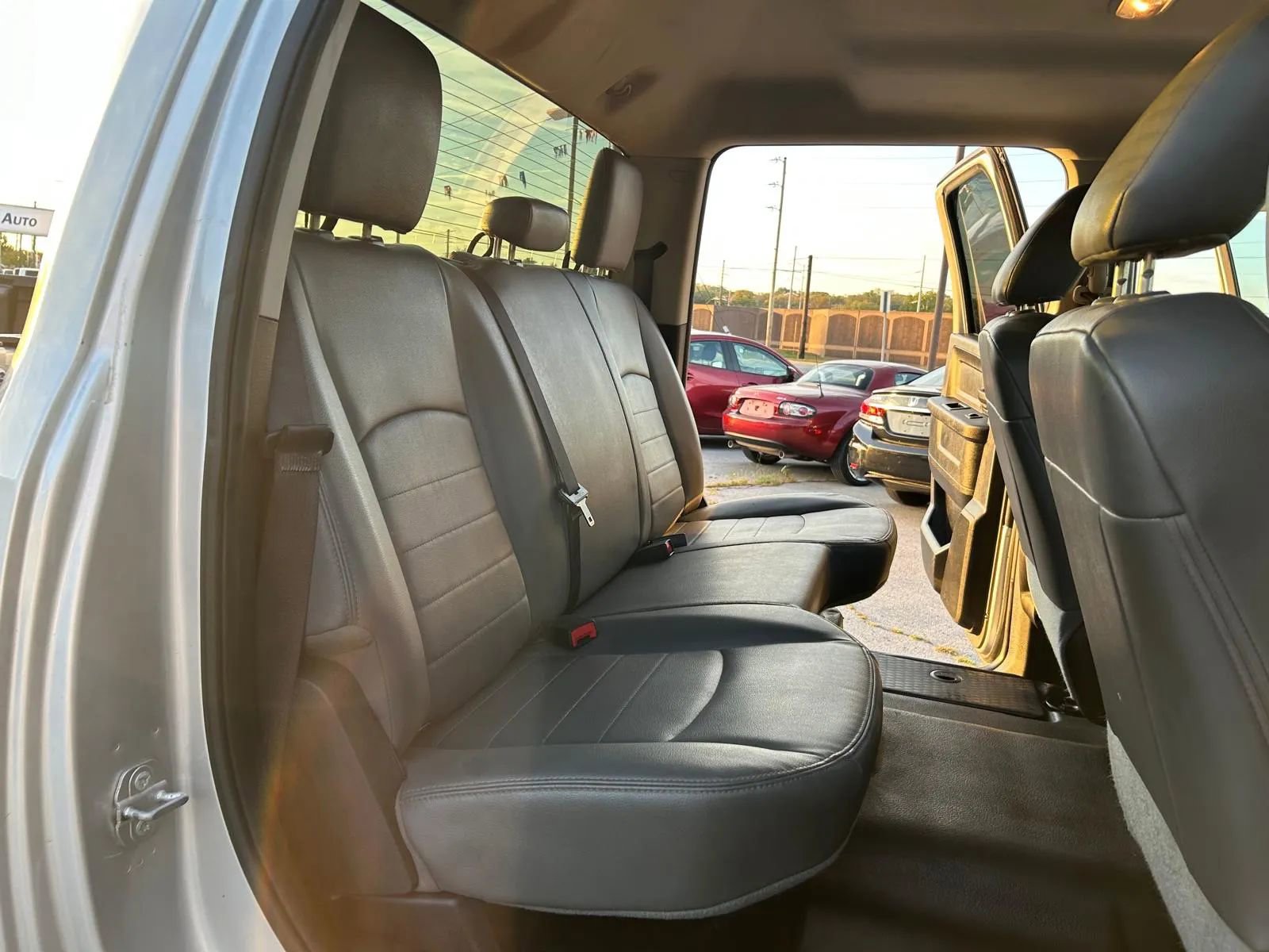 Used 2017 RAM 2500 Tradesman image 17