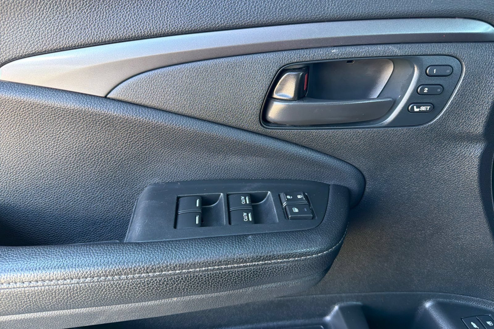 Certified 2023 Honda Passport EX-L image 11