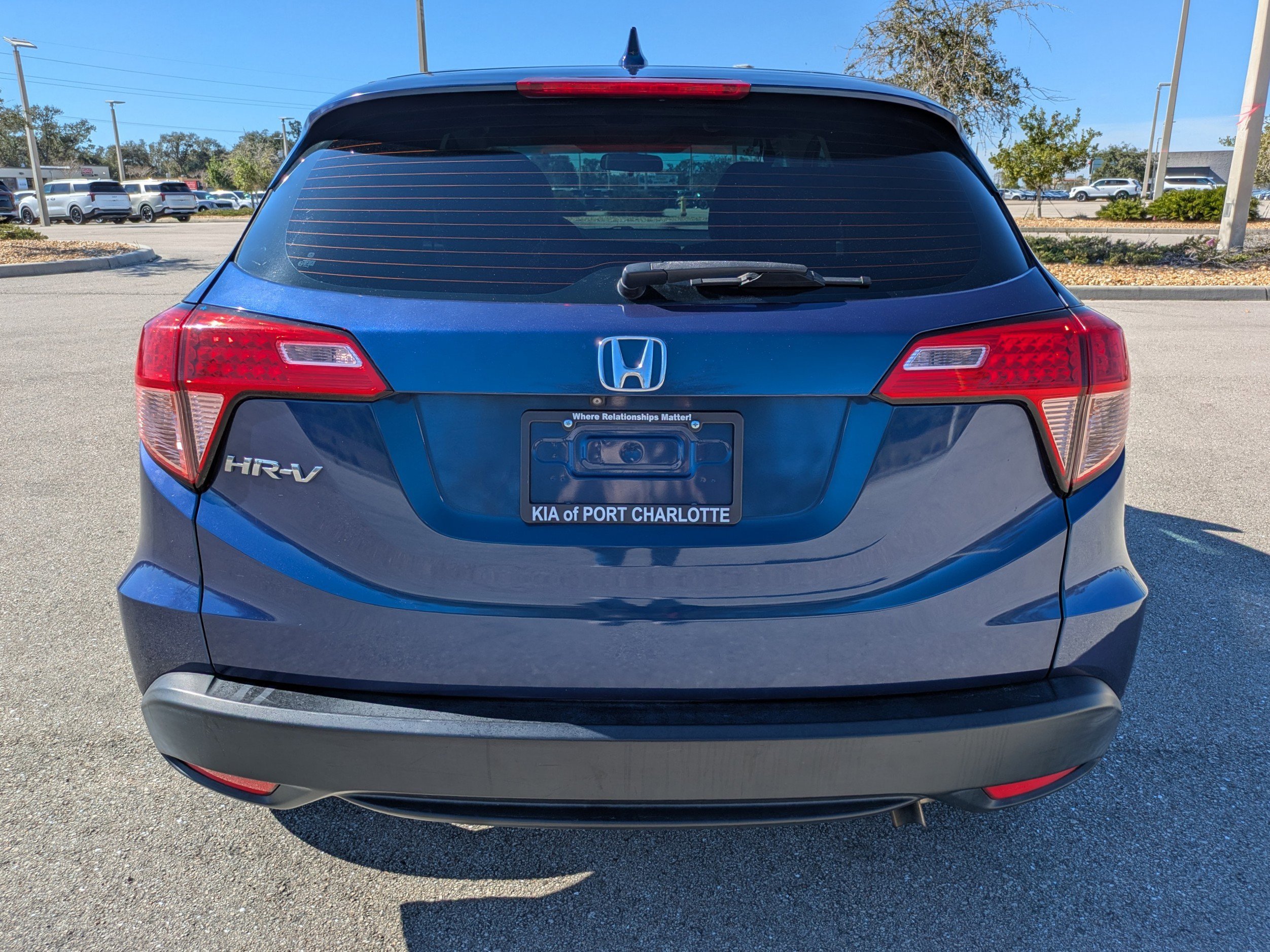 Used 2017 Honda HR-V LX image 5