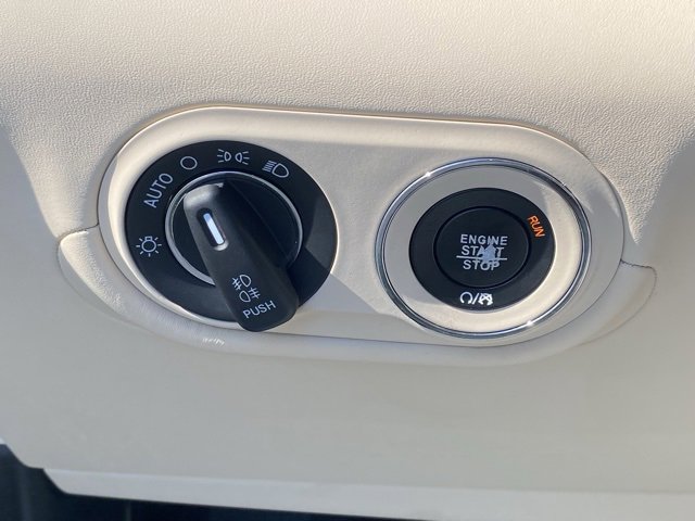 Used 2022 Maserati Levante GT image 34