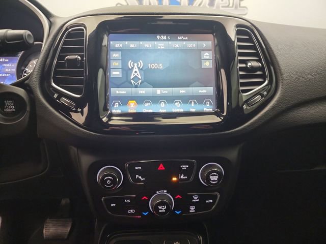 Used 2018 Jeep Compass Limited w/ Navigation Group image 16