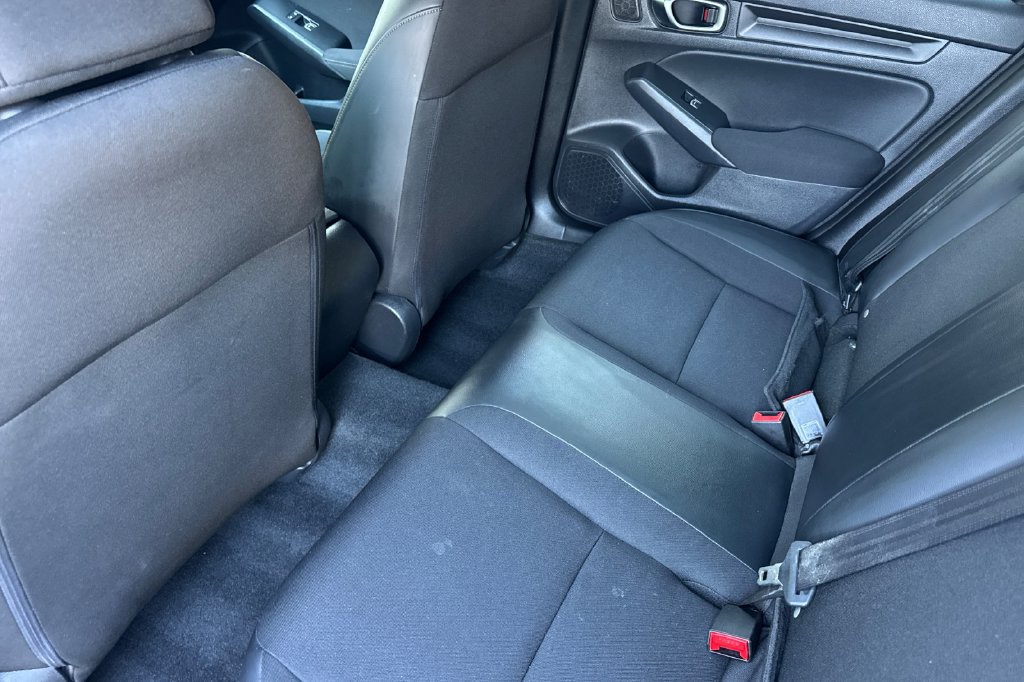 Used 2022 Honda Civic Sport image 11