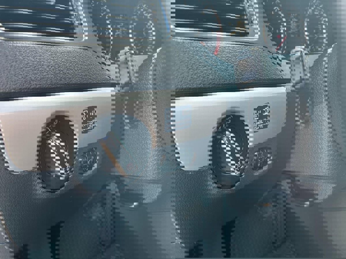 Used 2012 Volkswagen Jetta TDI image 14