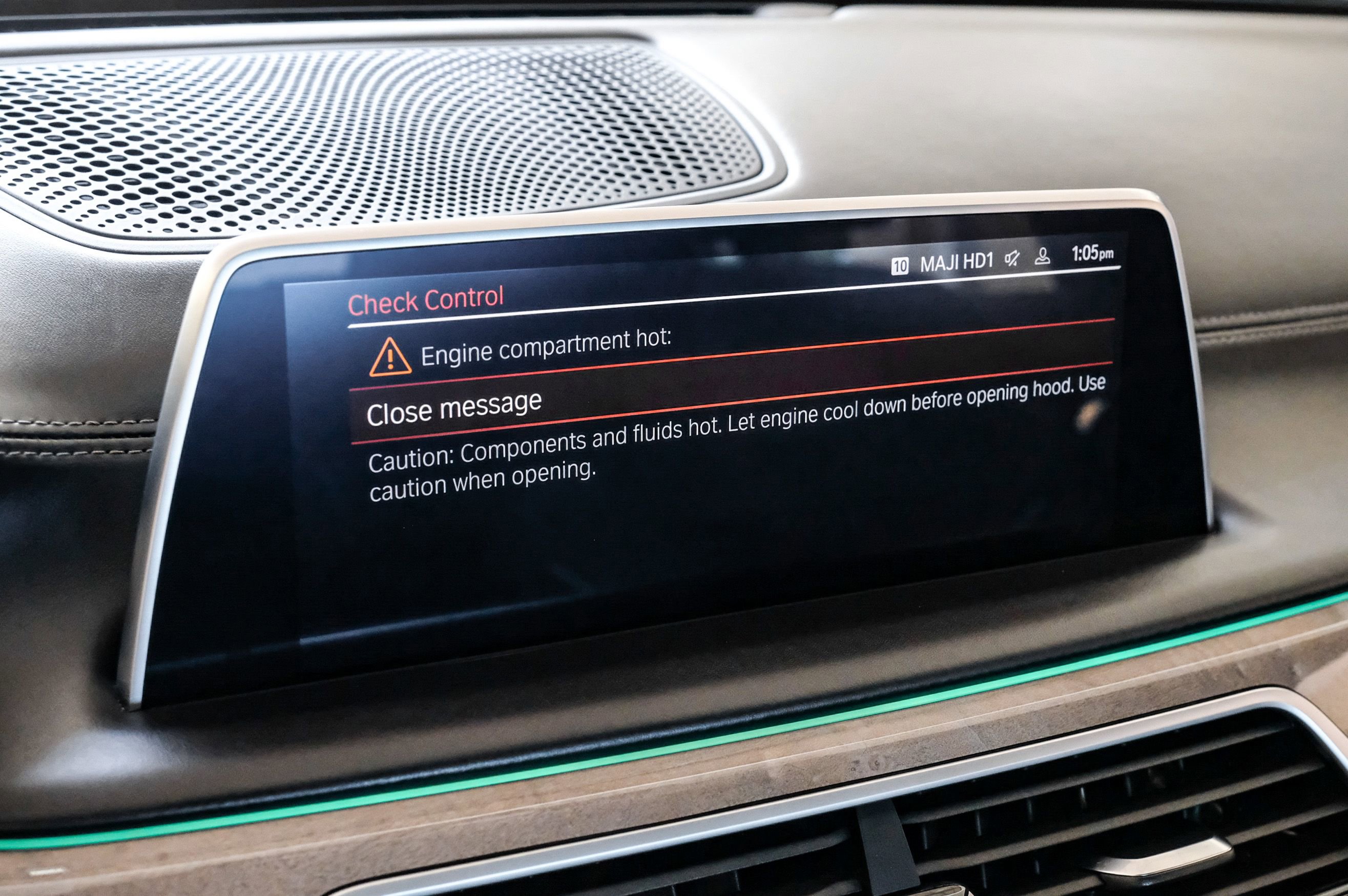 Used 2020 BMW 750i xDrive w/ Executive Package AWD/4WD image 23