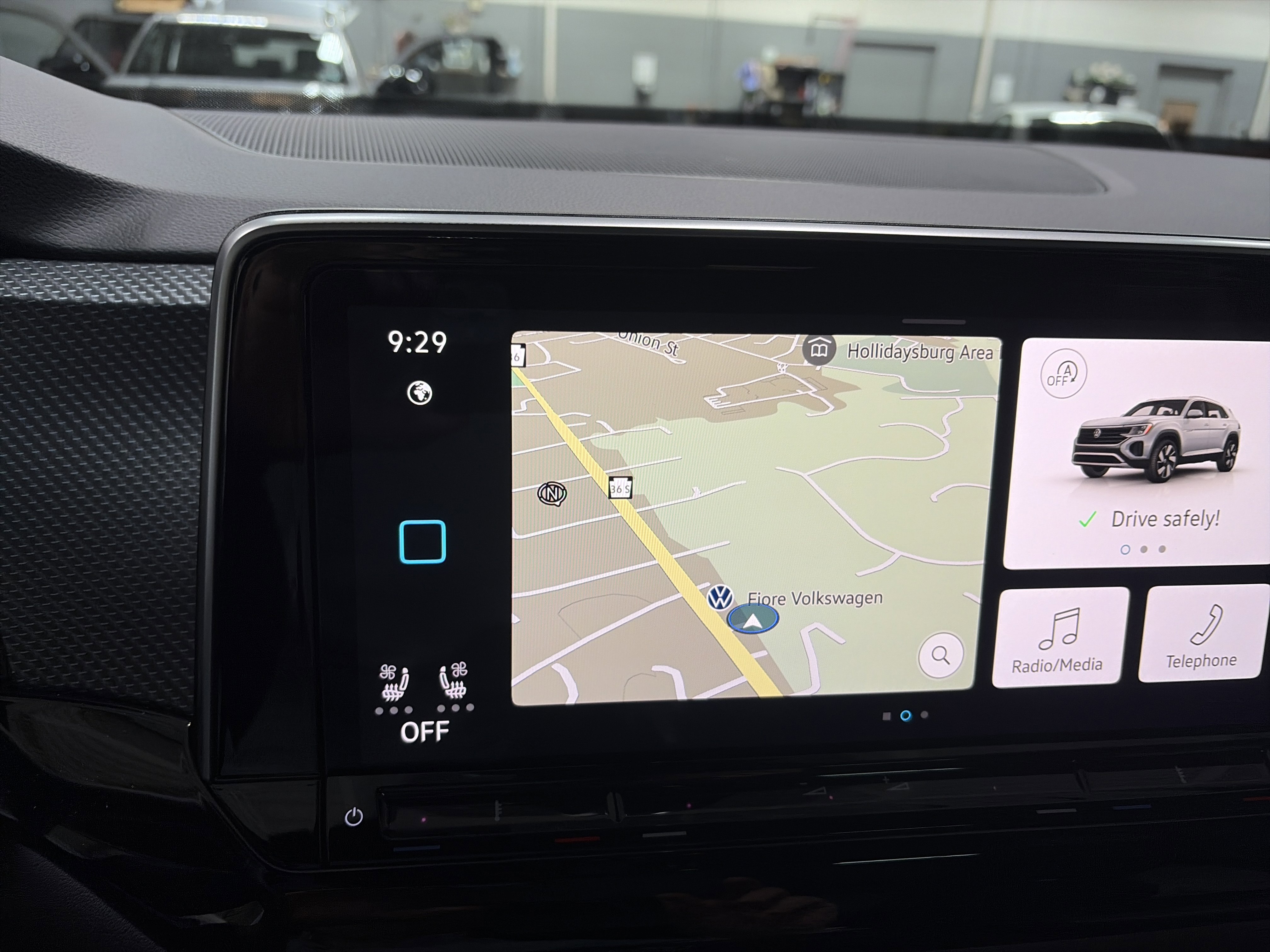 Certified 2025 Volkswagen Jetta SE image 56