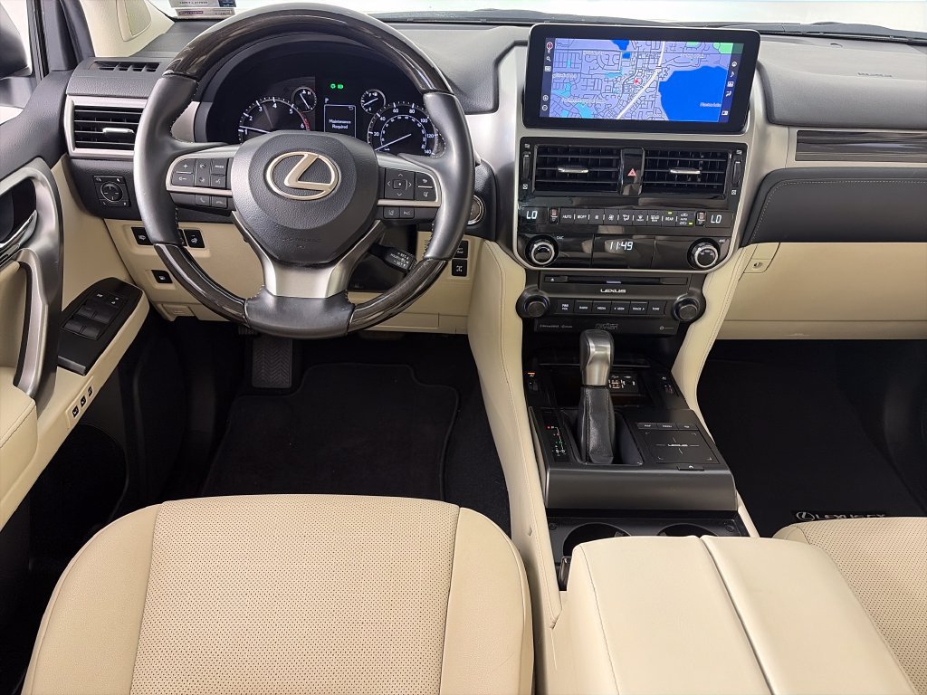 Used 2023 Lexus GX 460 Premium w/ Accessory Package AWD/4WD image 14